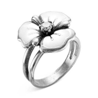 2388610 Кольцо белый цветок из оксидированного серебра с эмалью и фианитом, Красная Пресня